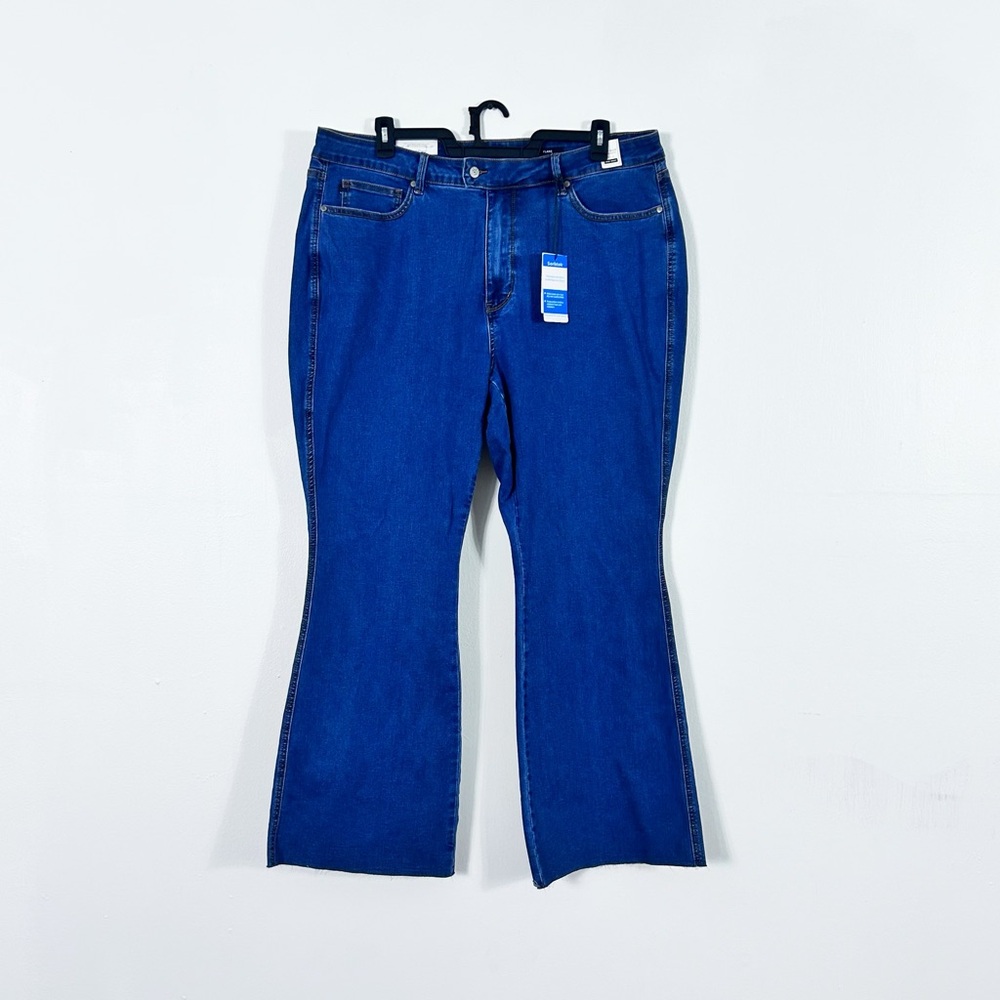Judy Blue Size 22W Control Top High Waist Flare Leg Jeans Cool Denim Raw Hem